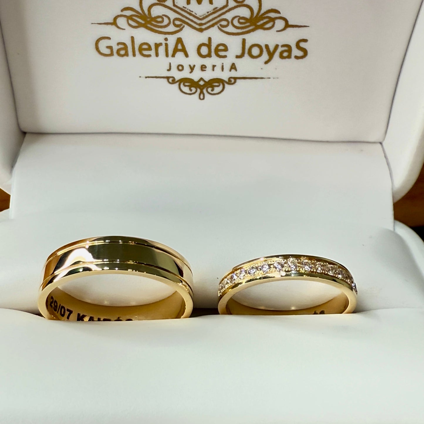 Par de anillos de boda