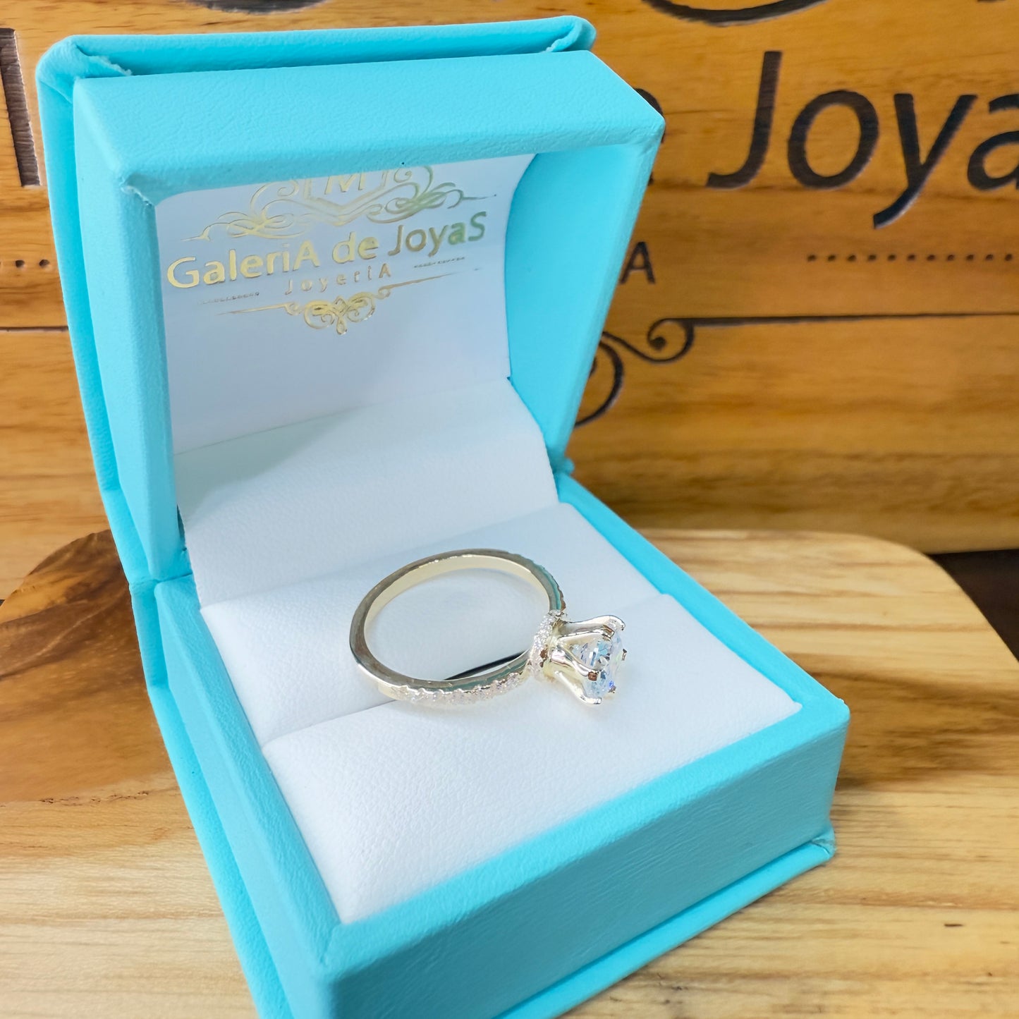 Anillo princesa en oro