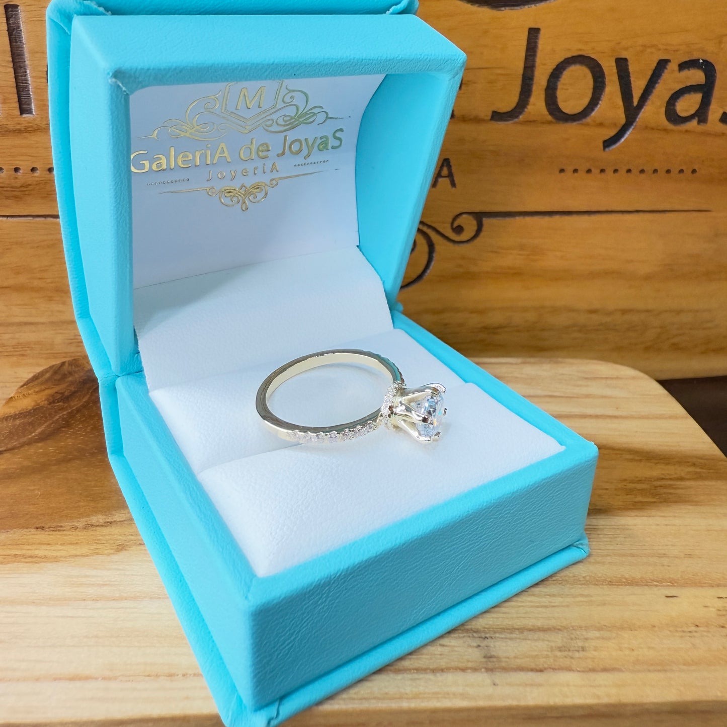 Anillo princesa en oro