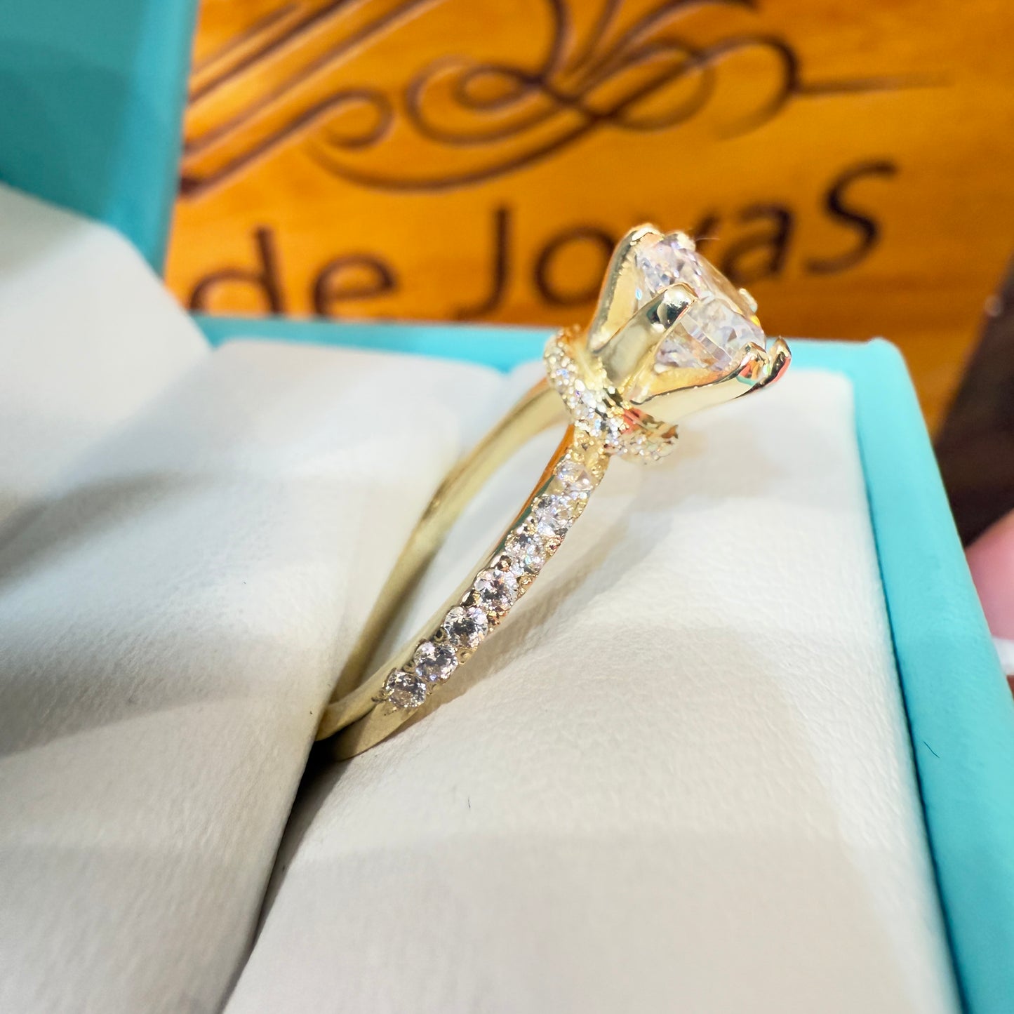 Anillo princesa en oro