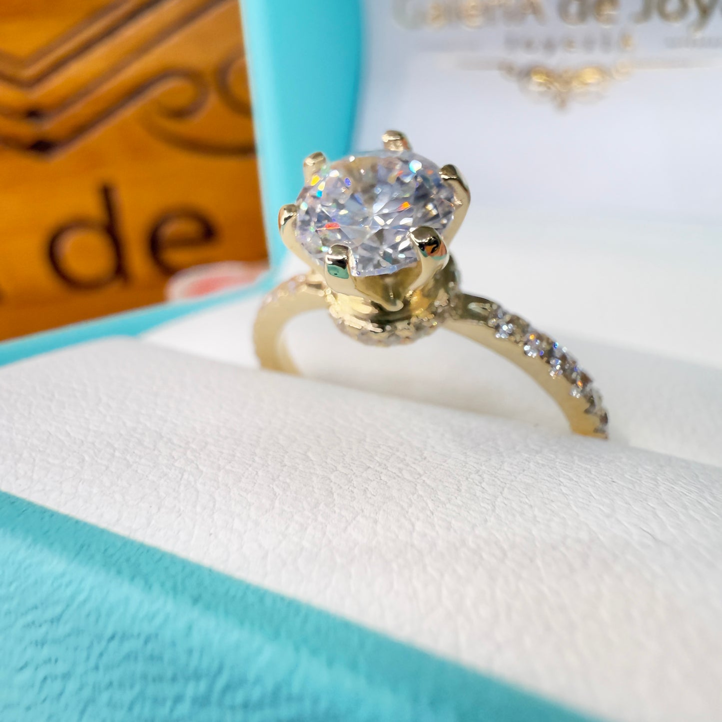 Anillo princesa en oro