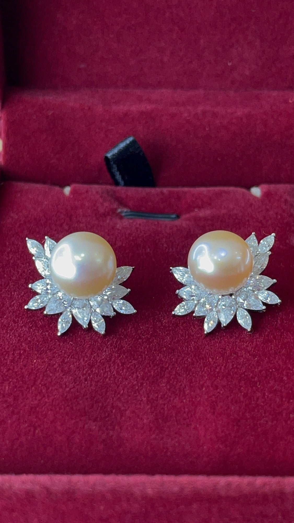 Aretes en Oro 10k — Mod. 6