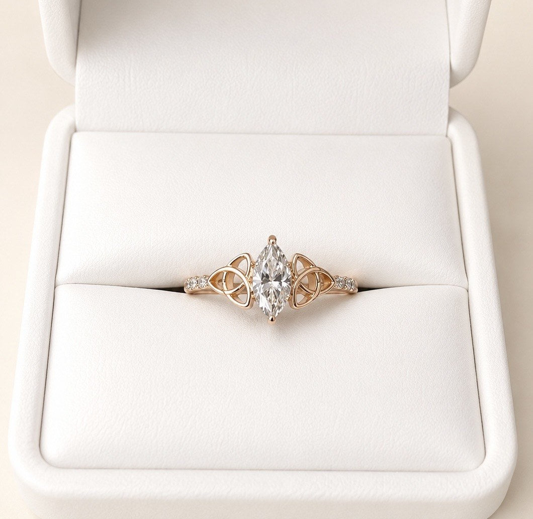 Anillo de Compromiso Corte Marquise en Oro 10k — Mod. 1