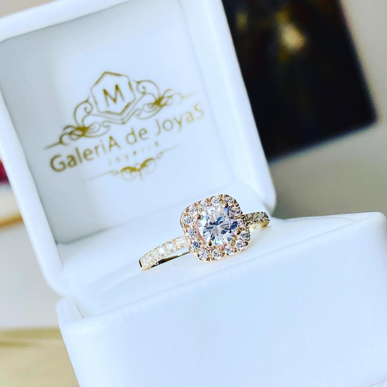 Anillo de Compromiso Corte Redondo en Oro 10k — Mod. 36