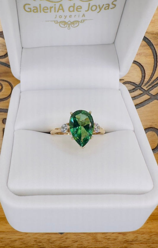 Anillo de Compromiso Corte Pera — Mod. 8